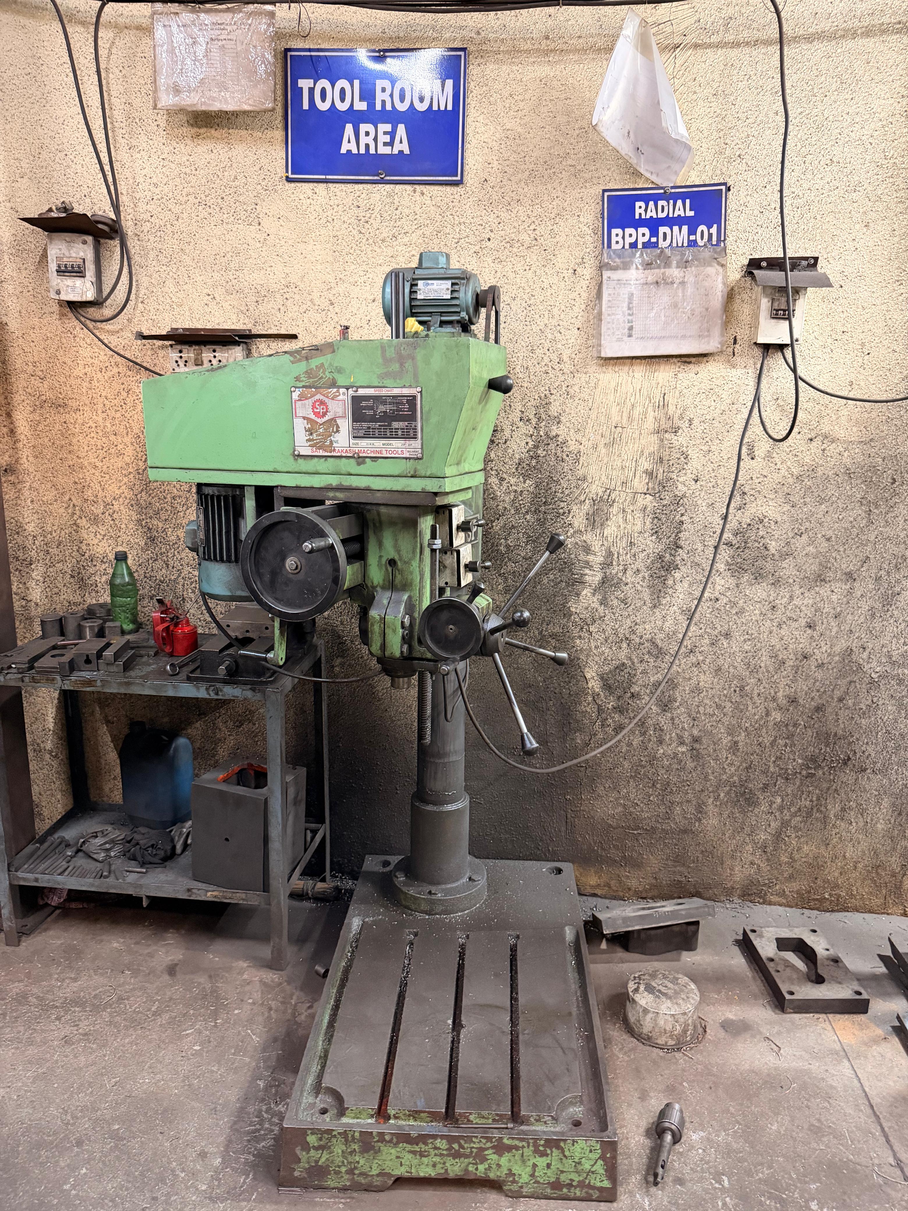 Pneumatic Press 300 Ton