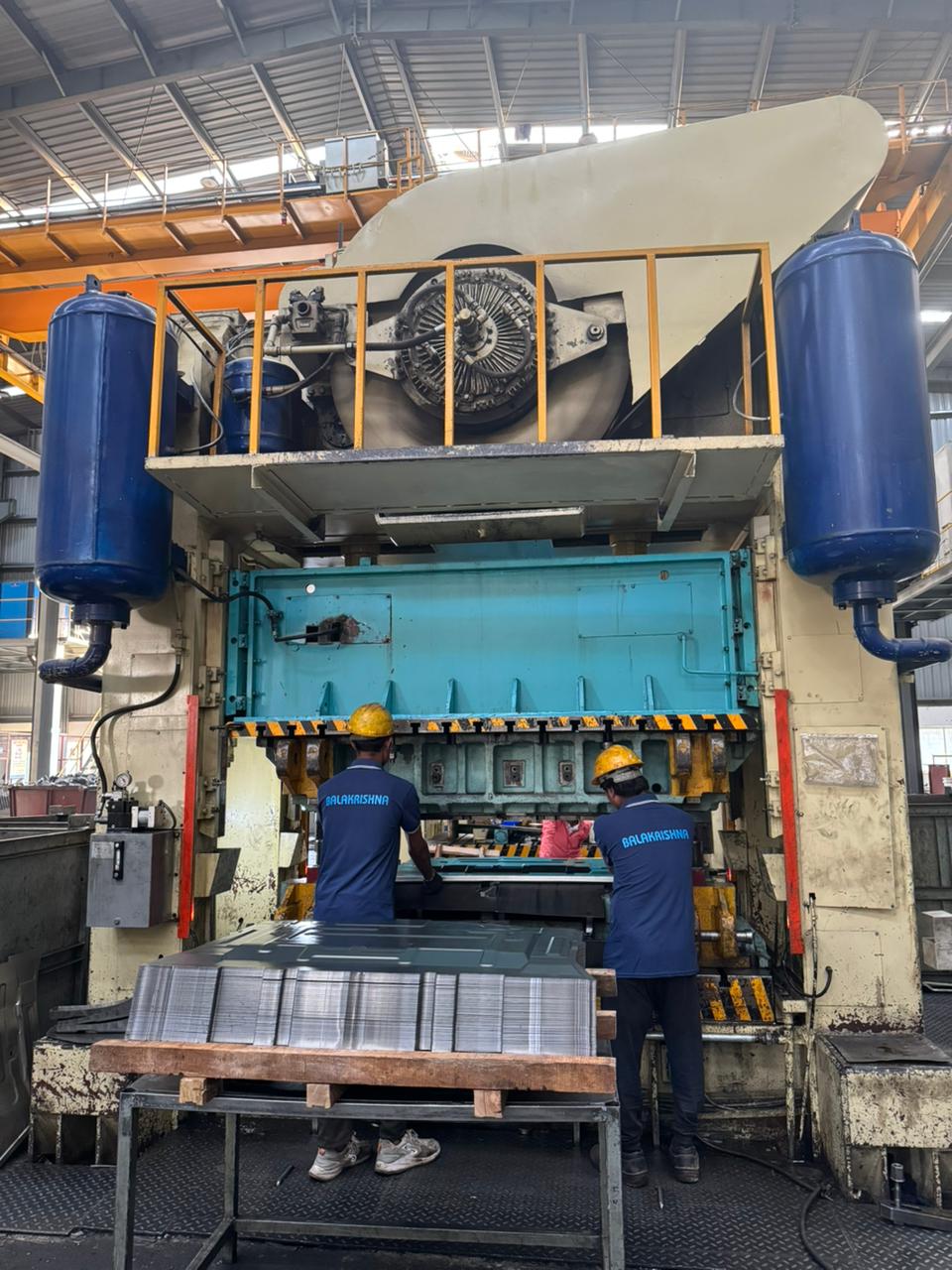 Pneumatic Press 500 Ton