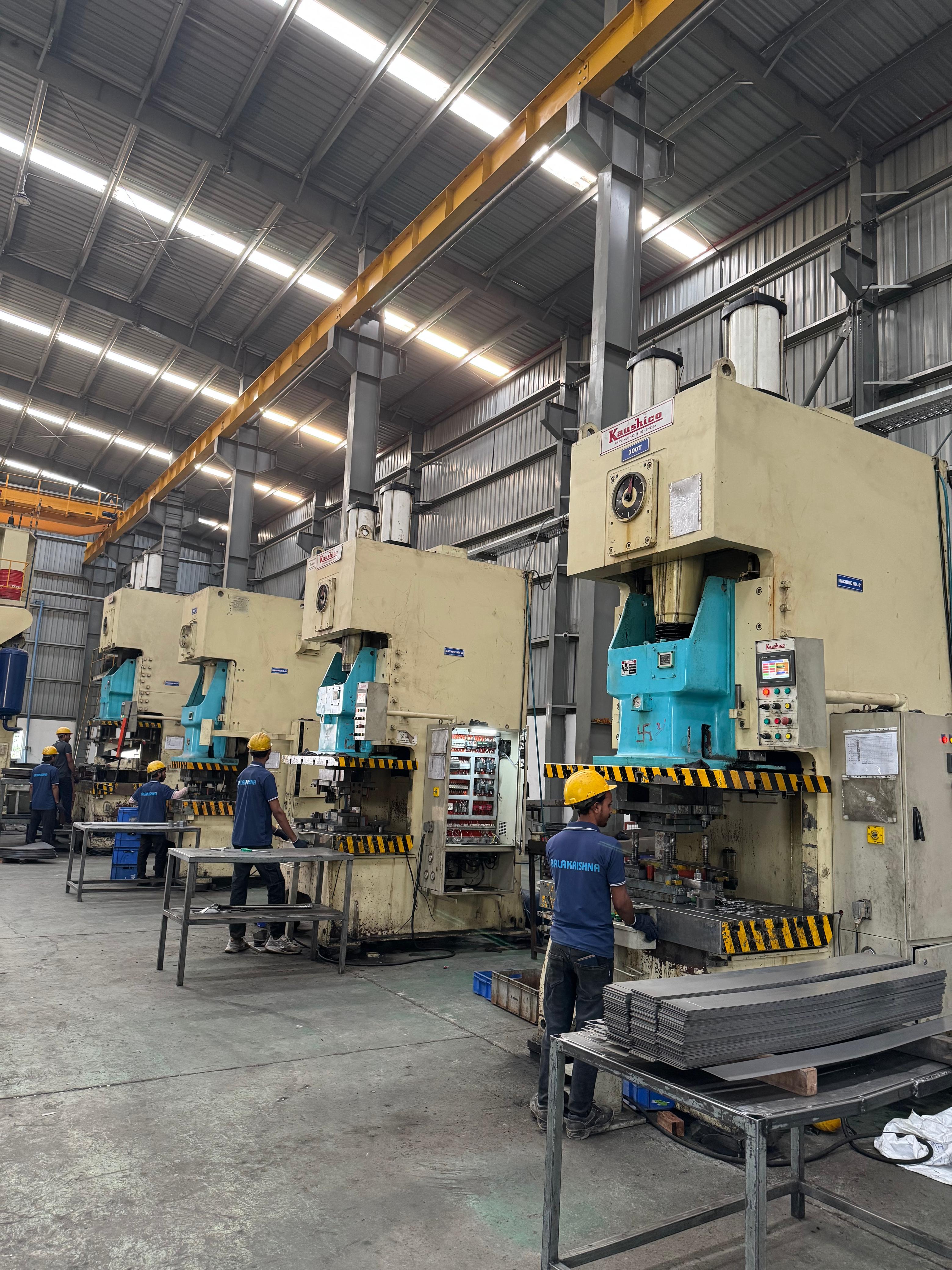 Pneumatic Press 300 Ton